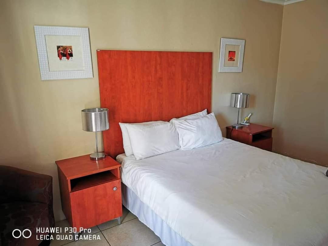 Akkerdam Bed And Breakfast Calvinia Ngoại thất bức ảnh